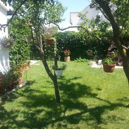 In Sabunike With Terrace, Air Conditioning, Wi-fi, Washing Machine * Privlaka (Zadar)