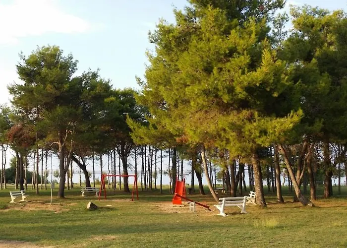In Sabunike With Terrace, Air Conditioning, Wi-fi, Washing Machine * Privlaka (Zadar)